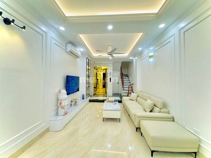 Nhà Đẹp Ngõ Ô TÔ Dương Văn Bé, Hai Bà Trưng 38 m, 6 tầng, giá 13.5 tỷ
