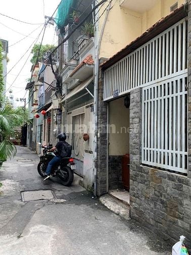 Nhà 3,2 x 8,5 đúc 1 trệt 3 lầu hẻm 4m đường Quang Trung phường 10 gò v