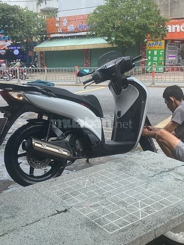 SH Nhập Ý 125 xe chính chủ đang đi cẩn bán 