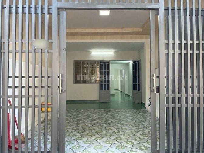 Cô chú cần bán gấp căn nhà 105m2 ở xã Phước Hiệp - Củ Chi giá 700tr