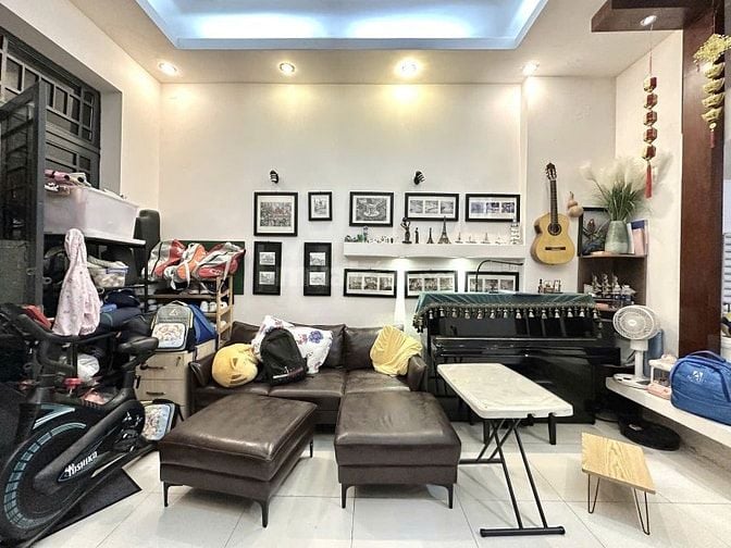 Kẹt bán nhà 2lau,52m,Bùi Đình Túy,Bình Thạnh,HXH,Full nội thất,hơn 6ty