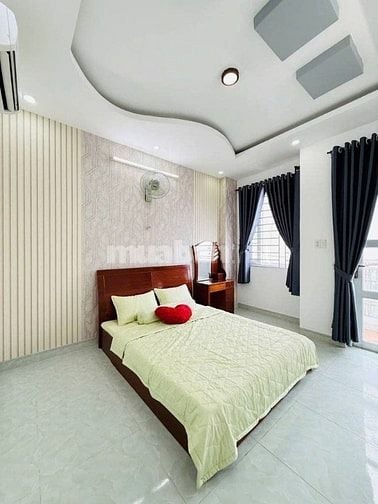 Bán nhà ngay Trần Quốc Thảo, Quận 3. Giá 2 tỷ 350tr, sổ hồng riêng, 