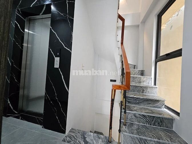 Bán nhà mới phố Ngọc Lâm, Gara ô tô ,6 tầng thang máy .14 tỷ