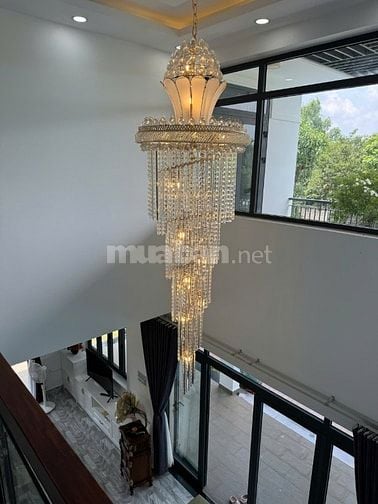 Bán căn biệt thự sân vườn hồ bơi đẹp, thoáng mát tại Hóc Môn