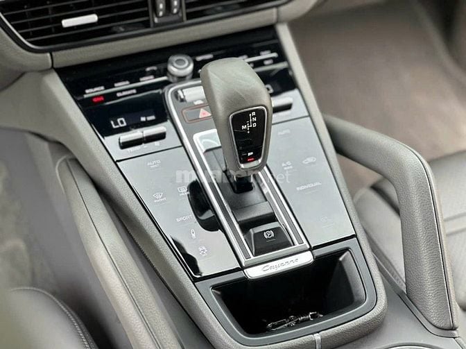  PORSCHE CAYENNE   • Sản xuất : 2019 MODEL 2020 • Odo : 35.000 mls