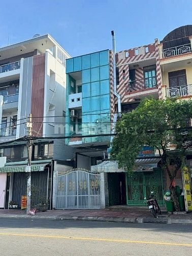 NHÀ 3 LẦU - 4M X 21M - ĐOẠN ĐẸP - MẶTTIỀN CHỢ LỚN GIÁ RẺ 
