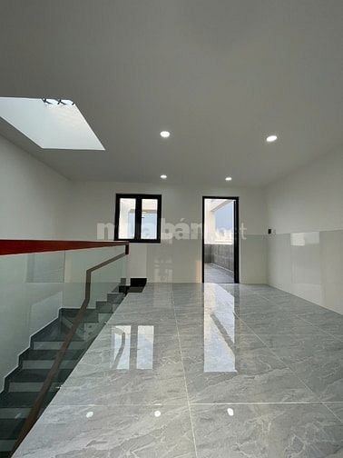 Bán Nhà 1 Trệt 1 lửng 2 Lầu Sân Thượng Tại Phước Kiển Gần HAGL AN Tiến