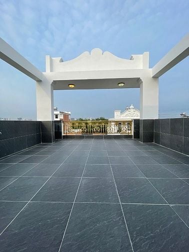 Bán Nhà 1 Trệt 1 lửng 2 Lầu Sân Thượng Tại Phước Kiển Gần HAGL AN Tiến