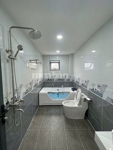 Bán Nhà 1 Trệt 1 lửng 2 Lầu Sân Thượng Tại Phước Kiển Gần HAGL AN Tiến