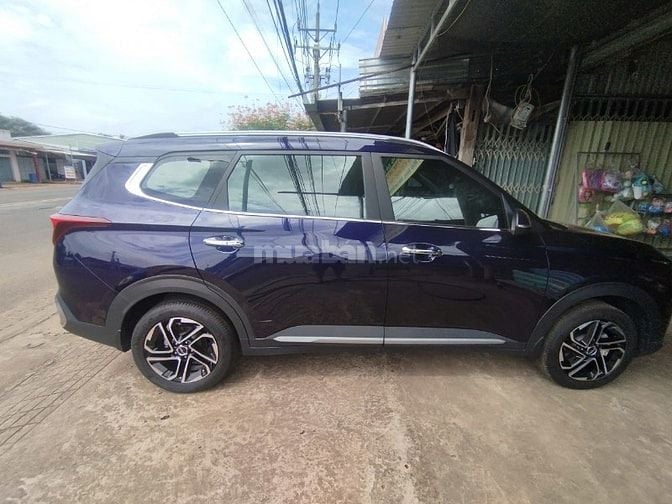 Cần tiền gấp nên bán lại. Xe gia đình, Mới chạy 20,000km,