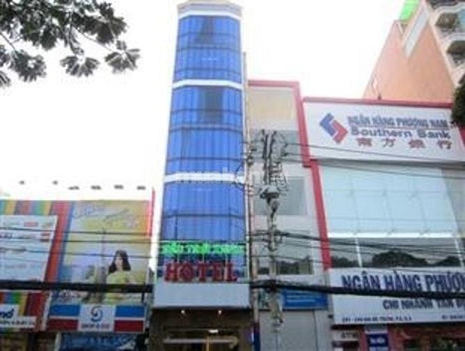 Cần bán nhà mặt tiền đường Hai Bà Trưng, p.6, Q3