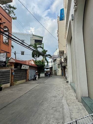 GIÁ CỰC TỐT - NHÀ ĐẸP - 4 LẦU - ĐƯỜNG ĐẸP 10M - BÌNH PHÚ 1 Q.6