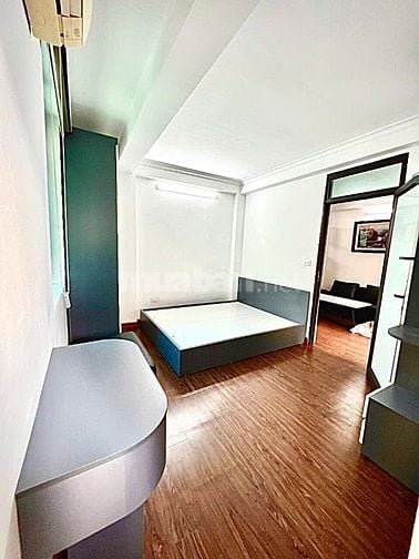 Bán ccmn đường Láng gần Ngã Tư Sở, dt 64m2, 2ngủ, 2 wc, giá 2.65 tỷ.