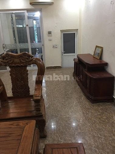 Cho thuê nhà ngõ 76 An Dương, Tây Hồ, DT 60m2, 2 tầng, ngõ ô tô tránh