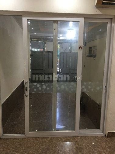 Cho thuê nhà ngõ 76 An Dương, Tây Hồ, DT 60m2, 2 tầng, ngõ ô tô tránh