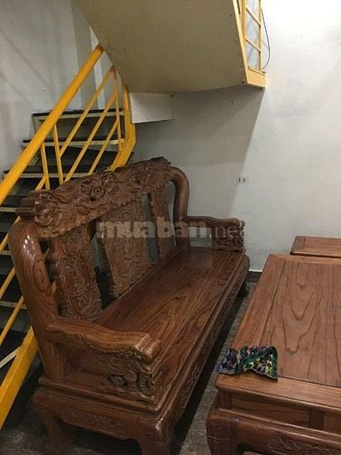 Cho thuê nhà ngõ 76 An Dương, Tây Hồ, DT 60m2, 2 tầng, ngõ ô tô tránh