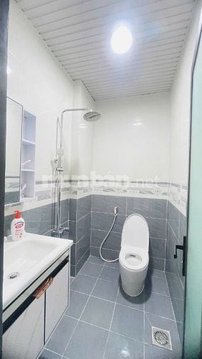 Bán nhà Mặt tiền Trần Văn Hoàng, Tân Bình, 4,8x22m, đúc 4 tầng
