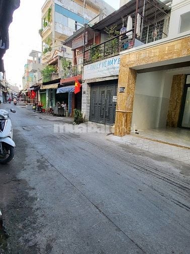 Bán nhà Mặt tiền Trần Văn Hoàng, Tân Bình, 4,8x22m, đúc 4 tầng