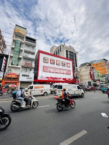 Giảm 3 Tỷ Bán Gấp MT Hoàng Văn Thụ-Lê Văn Sỹ Đoạn Đẹp Nhất, 90m2, 
