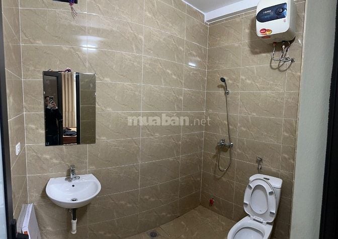 Cho thuê phòng trọ khép kín 40m2 Pháo Đài Láng