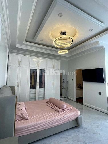 Bán biệt thự sân vườn có quán cafe tại Long Đức Trung Tâm Tp.Trà Vinh