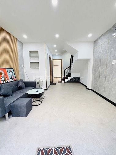 NHÀ ĐẸP TÔ HIỆU-4X11-4 TẦNG BTCT-CHỈ HƠN 5 TỶ 