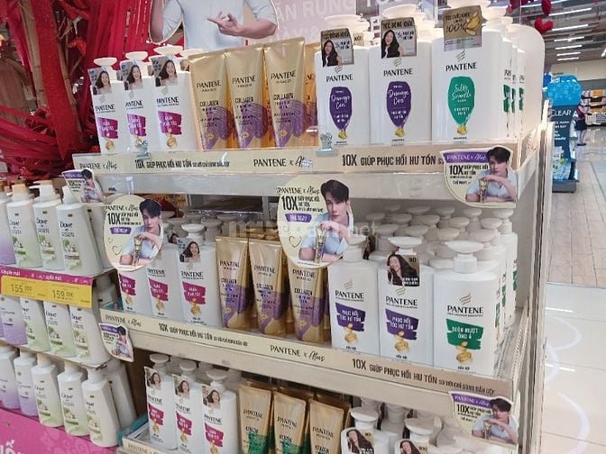 Tuyển 8 Nhân Viên Trực Quầy Bán Hàng/Tạp Vụ