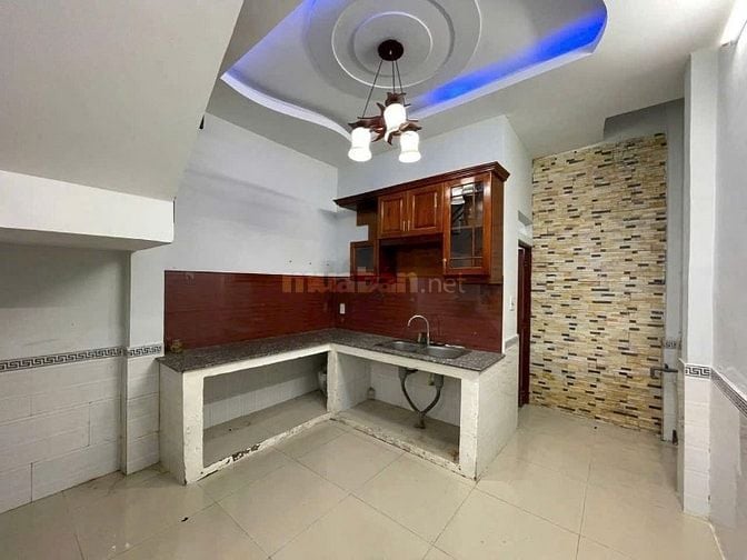 Cho Thuê Nhà Nguyên Căn 38A Mặt Tiền Đường 51 Giá 17.5Tr