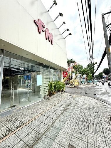 Cho thuê mặt bằng kinh doanh 1000m2 ngay mặt tiền Quang Trung, Q. GV