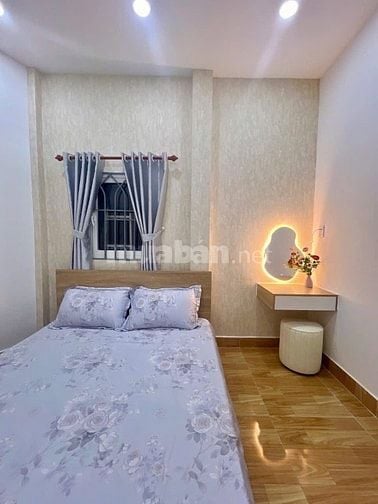 Bán nhà đẹp ngay đường Đặng Văn Ngữ-P13-Q Phú Nhuận 3PN giá 3tỷ150 