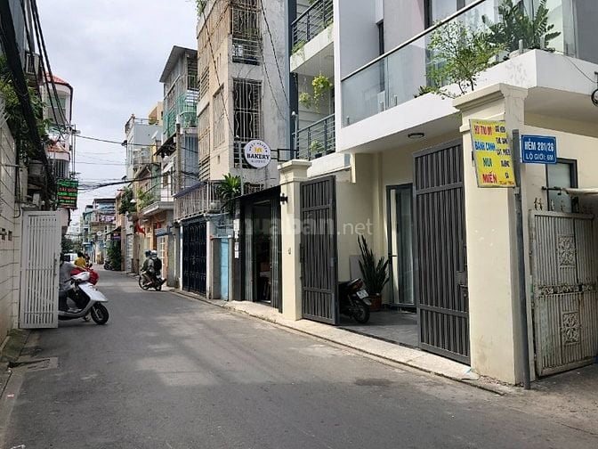 Kẹt tiền bán gấp nhà HXH Lê Văn Sỹ, P. Nhiêu Lộc, giá nhỉnh 200tr/m2