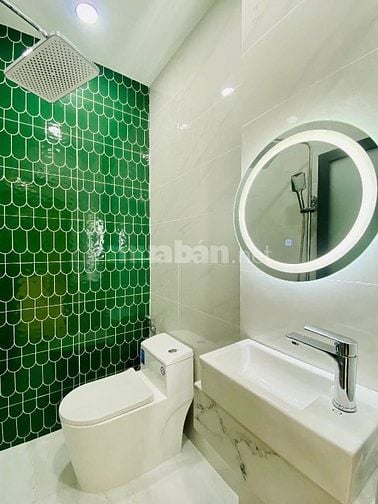 Bán nhà 62,2m2 ngay Trần Xuân Soạn, Quận 7. Gần cầu Kênh Tẻ-Giá 4tỷ720