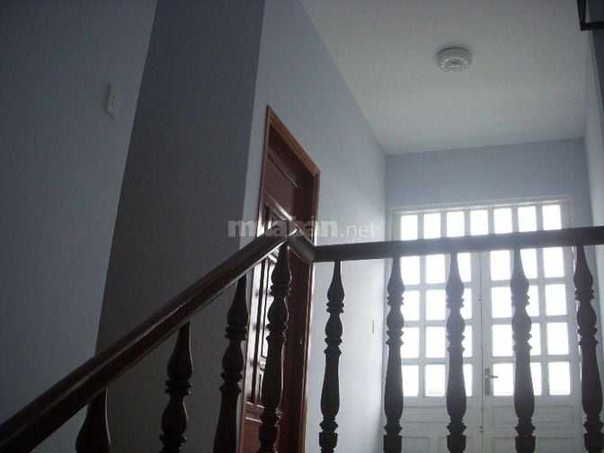Cho thuê nhà tại Thủ Đức 180m2, gần cầu Bình Triệu