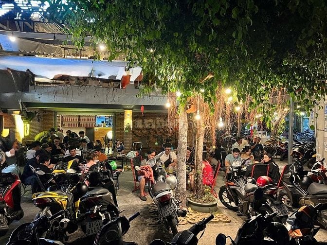 Sang quán caffe căn góc 2 mặt tiền Q7 vị trí cực đẹp