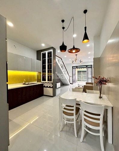 Nhà đẹp đường Thích Quảng Đức,P5,Quận Phú Nhuận 45m2- 2tỷ680 full NT