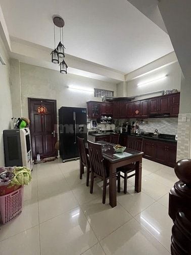 Cần bán nhà HXH long bình tp Thủ đức 5,550 tỷ