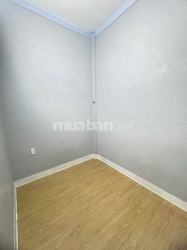 Bán nhà nhỏ 890 triệu , gần chợ hiệp thành , quận 12