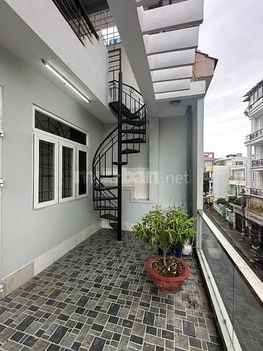 Cho thuê nhà góc đẹp mở Quán cafe, Hiệu thuốc,. ở 4 Bàu Bàng, Tân Bình