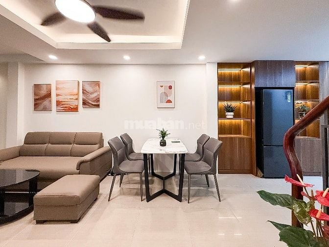 ⭐️Nhà tuyệt đẹp 4 Lầu Cao Cấp góc 2 mặt hẻm xe hơi Lê Quang Định, P5, 