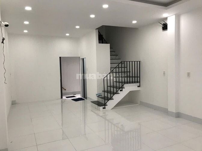 Nhà phố trệt 2 lầu hẻm 79 đường 79.phú hữu.Tp HCM