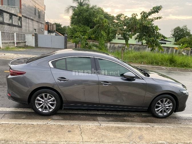 Mazda 3 1.5 Luxury Đời 2022 Màu Xám xe cực mới 1 chủ sử dụng 