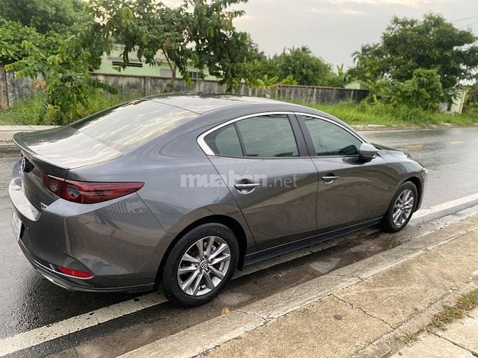 Mazda 3 1.5 Luxury Đời 2022 Màu Xám xe cực mới 1 chủ sử dụng 