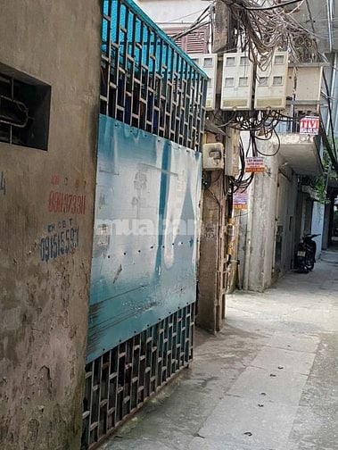 Bán gấp nhà 3 mặt thoáng phố Kim Ngưu, Hai Bà Trưng, DT 37m2, cấp 4