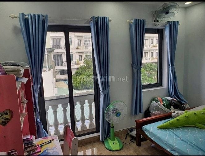 Nhà Thất Sơn Quận 10 | Nhà 2 tầng nằm ngay trung tâm, đang sẵn hd thuê