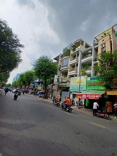 Bán gấp MT Cao Thắng Quận 10, 7x19, 4 tầng, HĐT 55tr, chỉ 31 tỷ TL