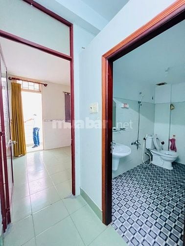 Nhà 4 tầng đường Trường Sa, Quận 3, giá bán 5,85 tỷ