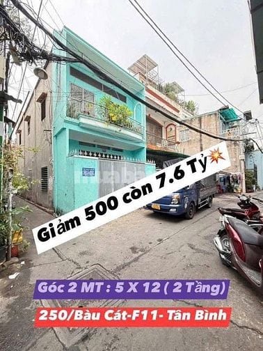 bán nhà 2 mặt tiền hẻm xe hơi 