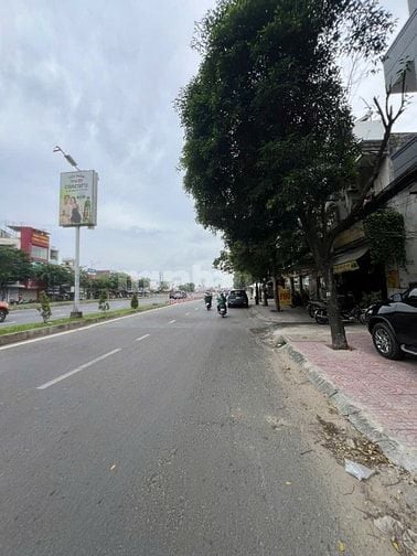Chính chủ cần bán gấp nhà MT Trường Chinh P. Đông Hưng Thuận.