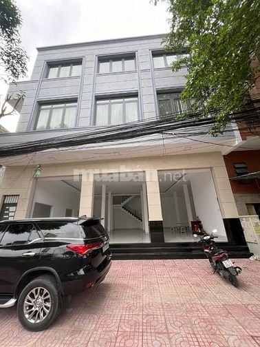 Chính chủ cần bán gấp nhà MT Trường Chinh P. Đông Hưng Thuận.