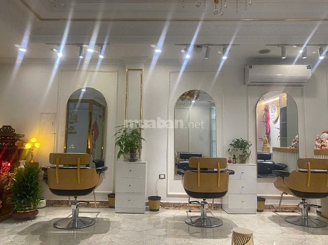 Nghĩa Tân, 38 tỷ, 68m2, 9t thang máy ngõ ô tô tránh,có vỉa he